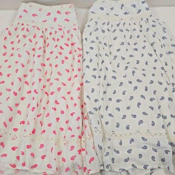 Cherokee Dresses & Skirts - Cherokee Paisley Skirts SZ SM